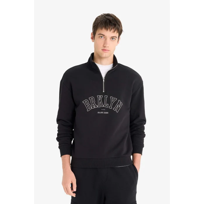 Defacto E9414AXBK81 Siyah Boxy Fit Dik Yaka Fermuarlı Baskılı Sweatshirt