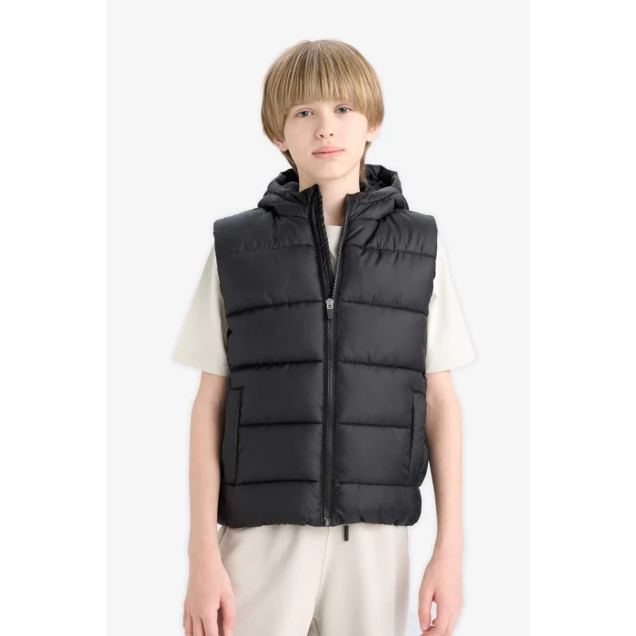 Defacto C4334A8BK27 Siyah Erkek Çocuk Su Geçirmez Kapüşonlu Yelek