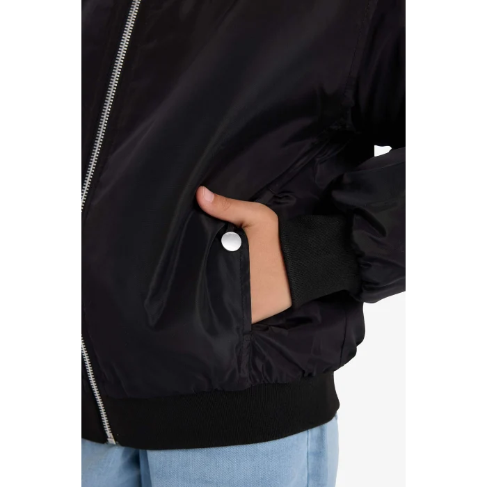 Defacto E8606A8BK27 Siyah Kız Çocuk Su Geçirmez Kolej Yaka Fermuarlı Bomber Mont