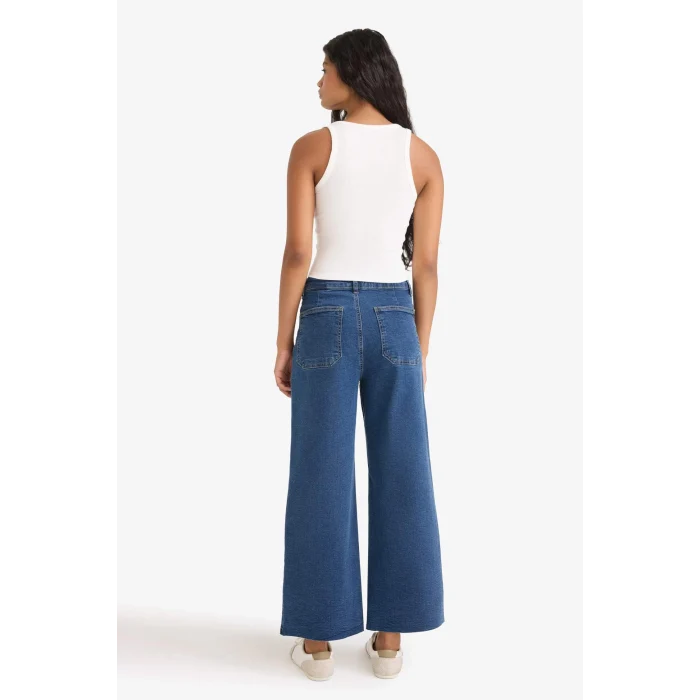 Defacto F7804AXNM85 İndigo Kısa Geniş Paça Yüksek Bel Bilek Boy Jean Yıkamalı Pantolon