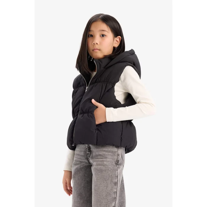 Defacto C4971A8BK27 Siyah Kız Çocuk Su Geçirmez Kapüşonlu Şişme Yelek