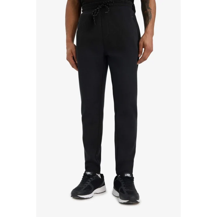 Defacto S3309AZBK81 Siyah DeFactoFit Slim Fit Dar Kesim Fermuarlı Standart Paça Jogger Eşofman Altı