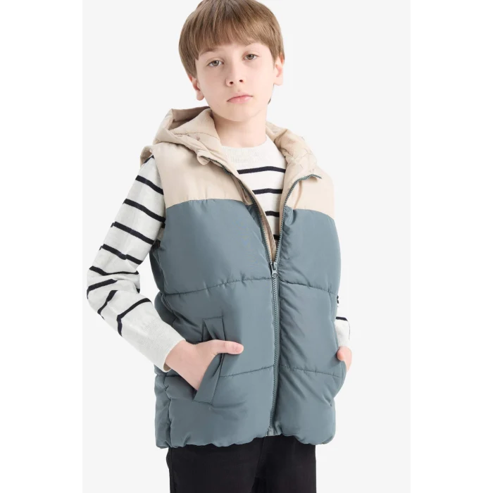 Defacto F0297A8GR314 Gri Erkek Çocuk Su Geçirmez Kapüşonlu Polar Astarlı Fermuarlı Şişme Yelek