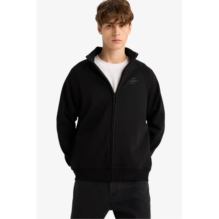 Defacto E1367AXBK81 Siyah Boxy Fit Dik Yaka Baskılı İçi Yumuşak Tüylü Cepli Fermuarlı Sweatshirt