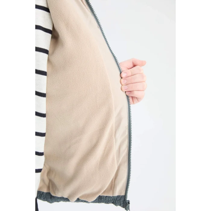 Defacto F0297A8GR314 Gri Erkek Çocuk Su Geçirmez Kapüşonlu Polar Astarlı Fermuarlı Şişme Yelek