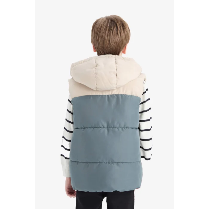 Defacto F0297A8GR314 Gri Erkek Çocuk Su Geçirmez Kapüşonlu Polar Astarlı Fermuarlı Şişme Yelek