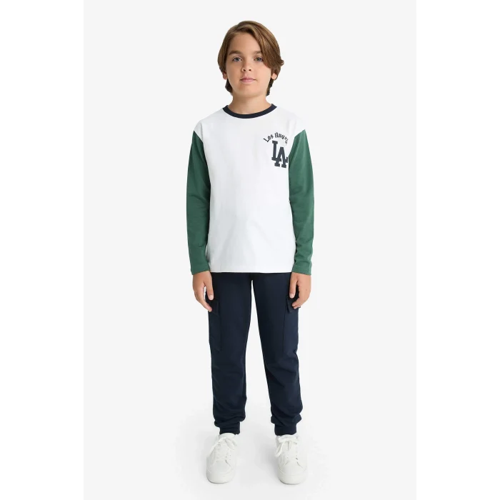 Defacto F2493A8WT32 Beyaz Erkek Çocuk 2li Takım Baskılı Uzun Kollu Tişört Eşofman Altı