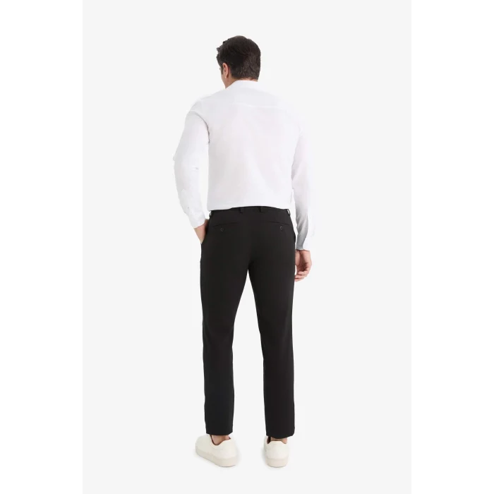 Defacto C7508AXBK27 Siyah Tailored Fit Düz Paça Her Yöne Esneyen Yumuşak Tuşe Cepli Pantolon