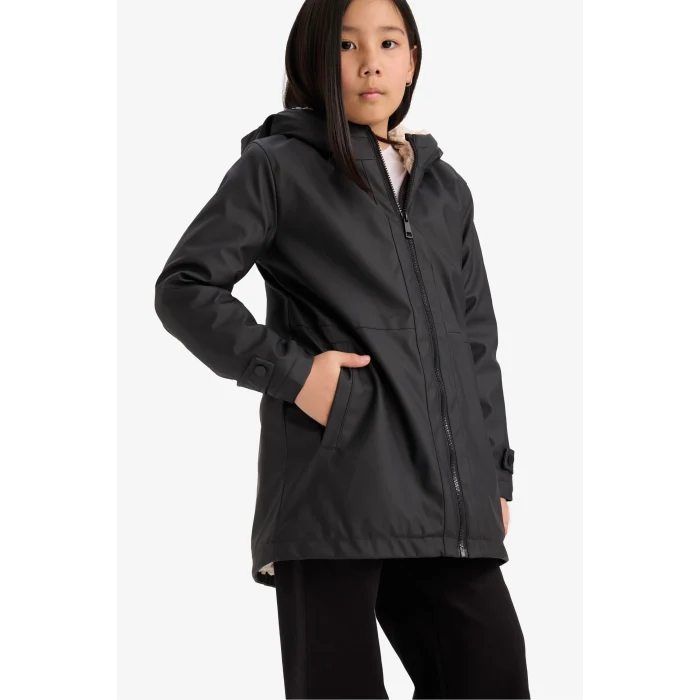 Defacto C5229A8BK27 Siyah Kız Çocuk Su Geçirmez Kapüşonlu Fermuarlı Yağmurluk