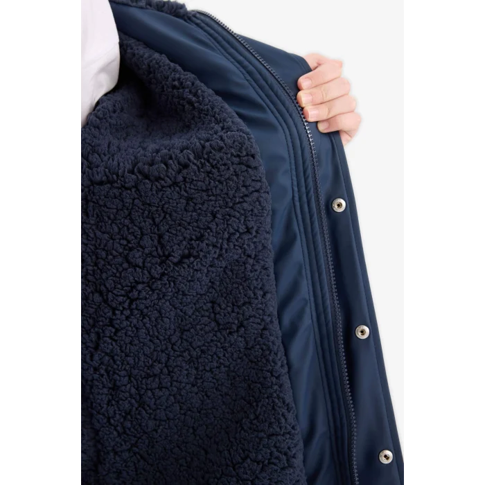 Defacto C4315A8NV241 Lacivert Erkek Çocuk Su Geçirmez Kapüşonlu Pelüş Astar Yağmurluk