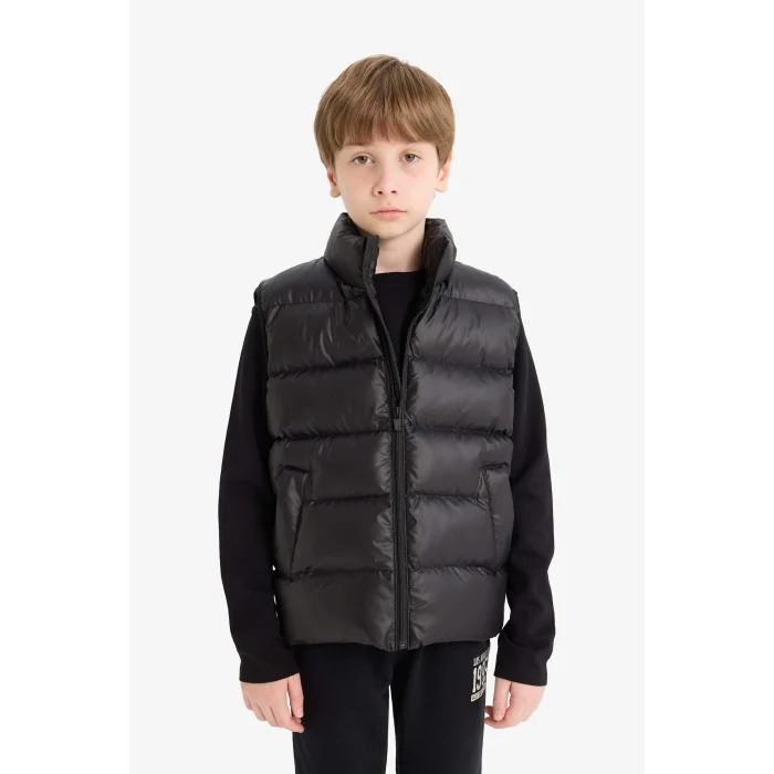 Defacto F3092A8BK27 Siyah Erkek Çocuk Su Geçirmez Fermuarlı Dik Yaka Şişme Yelek