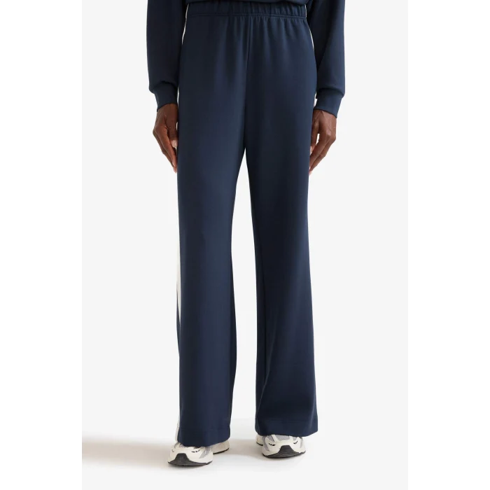 Defacto E8956AXNV165 Lacivert DeFactoFit Wide Leg Geniş Paça Standart Boy Modal Soft Touch Pantolon