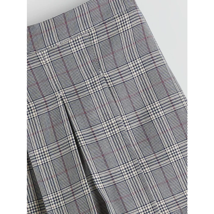 LCW Kids Gri Beli Lastikli Ekose Kız Çocuk Şort Etek