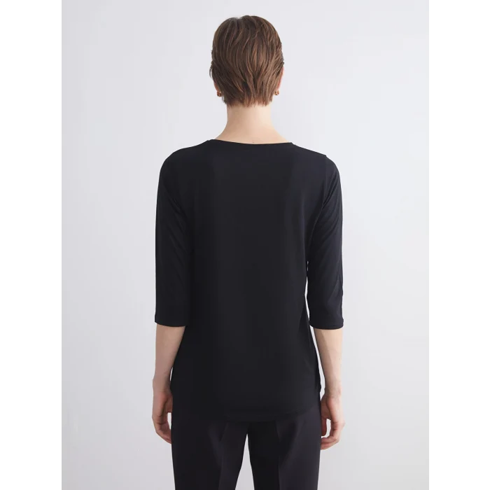 LCWAIKIKI Classic Siyah Bisiklet Yaka Boncuk İşlemeli Kadın Tişört