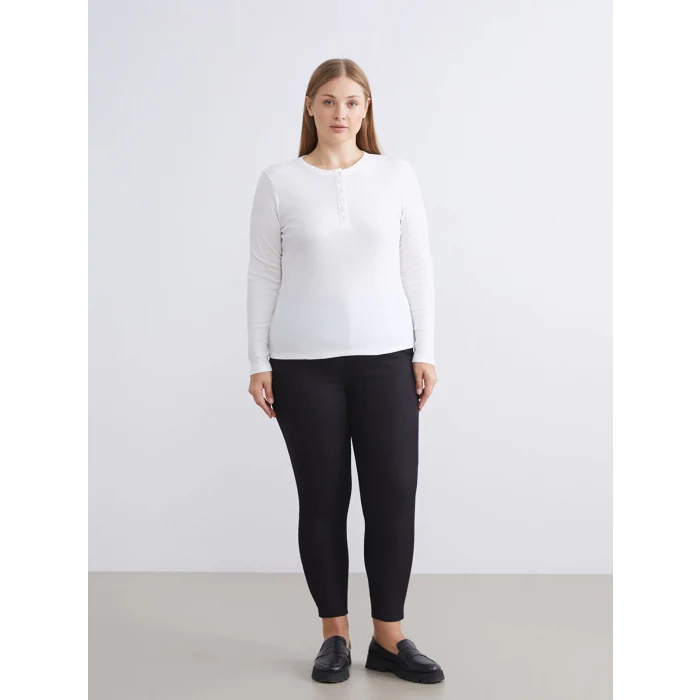 LCWAIKIKI Classic Beyaz Bisiklet Yaka Kadın Body