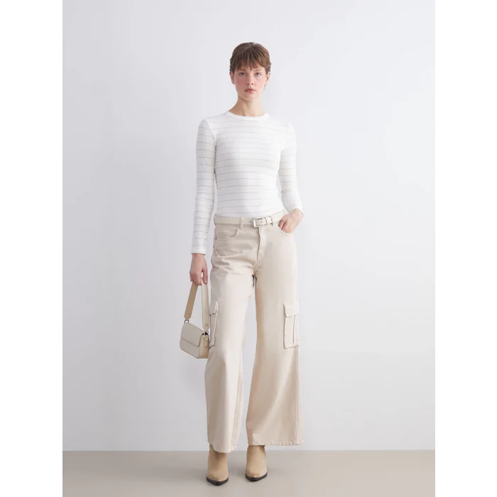 LCWAIKIKI Classic Ekru Bisiklet Yaka Çizgili Kadın Tişört