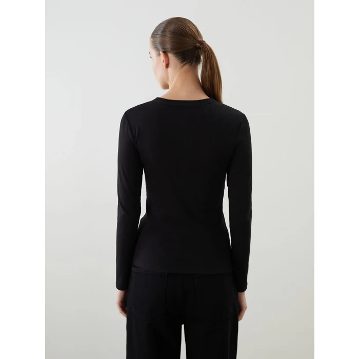 LCWAIKIKI Classic Siyah Bisiklet Yaka Kadın Body