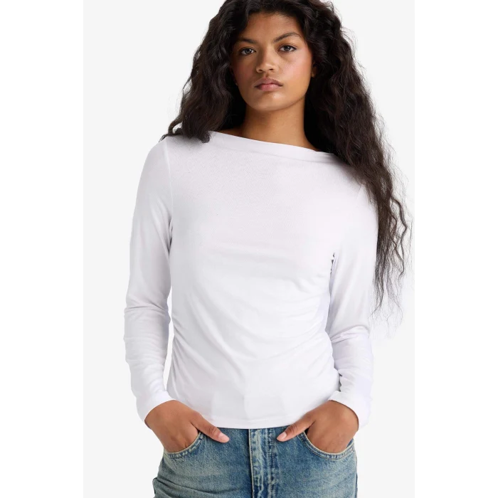 Defacto F9029AXWT83 Beyaz Slim Fit Dar Kesim Kayık Yaka Uzun Kollu Tişört