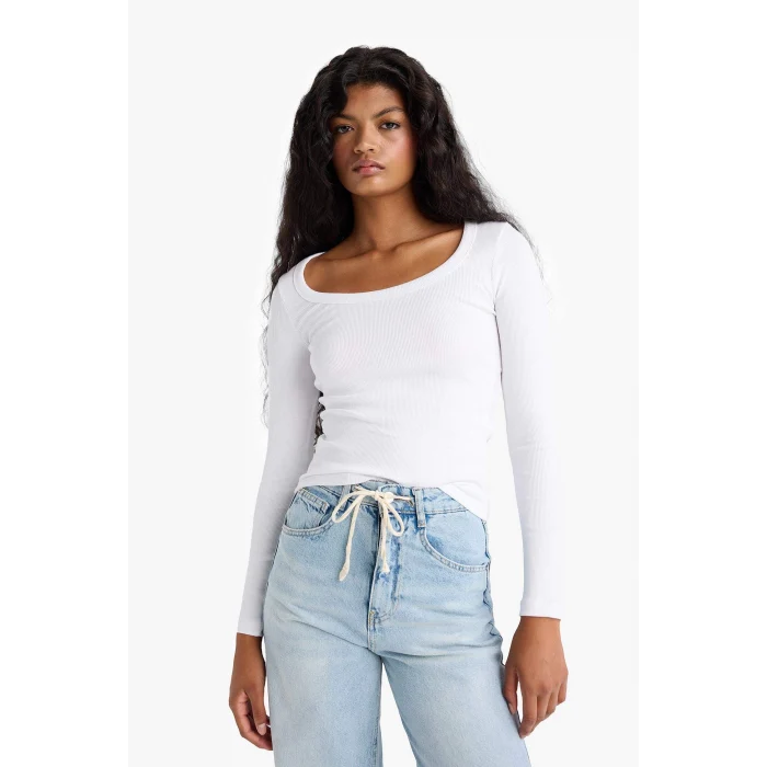 Defacto E5768AXWT83 Beyaz Slim Fit Dar Kesim Yuvarlak Yaka Basic Düz Fitilli Kaşkorse Uzun Kollu Tişört