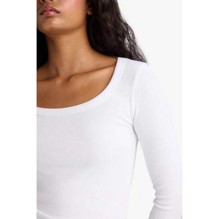 Defacto E5768AXWT83 Beyaz Slim Fit Dar Kesim Yuvarlak Yaka Basic Düz Fitilli Kaşkorse Uzun Kollu Tişört