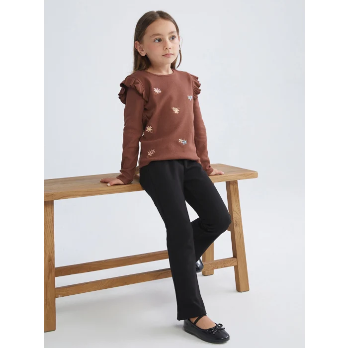 LCW Kids Kahverengi Bisiklet Yaka Çiçek Nakışlı Kız Çocuk Tişört