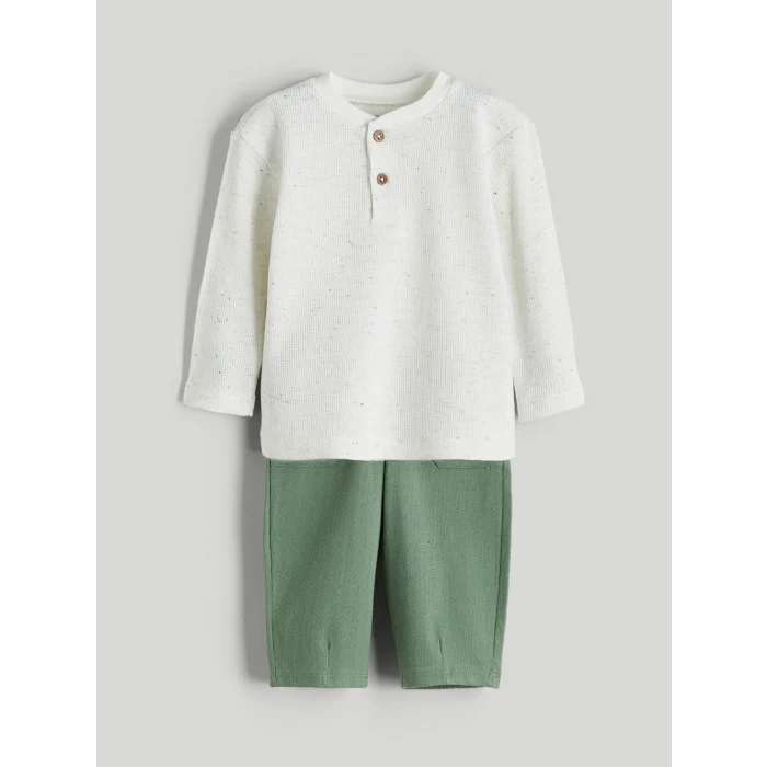 LCW baby Beyaz Bisiklet Yaka Erkek Bebek Tişört ve Şort 2li Takım