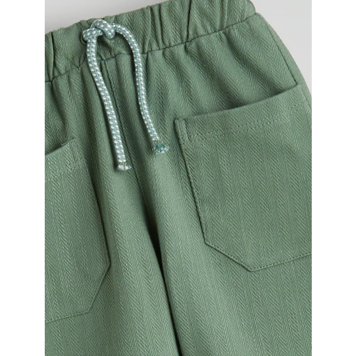 LCW baby Beyaz Bisiklet Yaka Erkek Bebek Tişört ve Şort 2li Takım