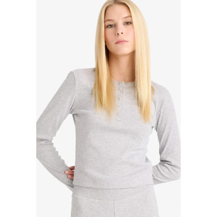 Defacto E7680AXGR210 Gri Coool Fitted Düğmeli Yaka Ribana Uzun Kollu Tişört