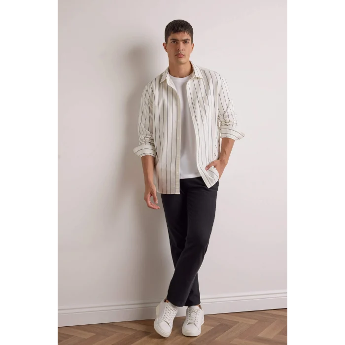 Defacto E7893AXWT34 Beyaz Regular Fit Polo Yaka Pamuklu Uzun Kollu Çizgili Gömlek