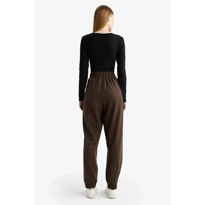 Defacto X5391AZBN258 Kahve Beli Lastikli Jogger Eşofman Altı