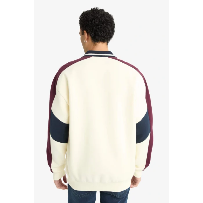 Defacto F0114 Ekru Boxy Fit Dik Yaka Fermuarlı Baskılı Sweatshirt