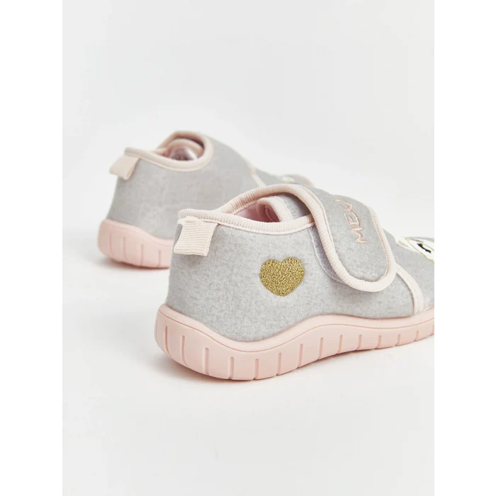 LCW STEPS Gri Kedi Nakışlı Kız Bebek Panduf