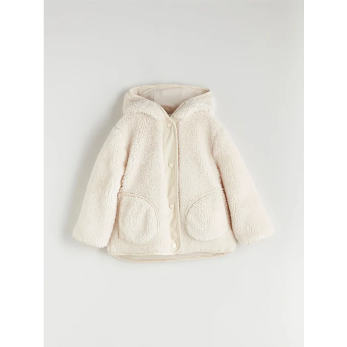 LCW Kids Ekru Kapüşonlu Pelüş Kız Çocuk Mont