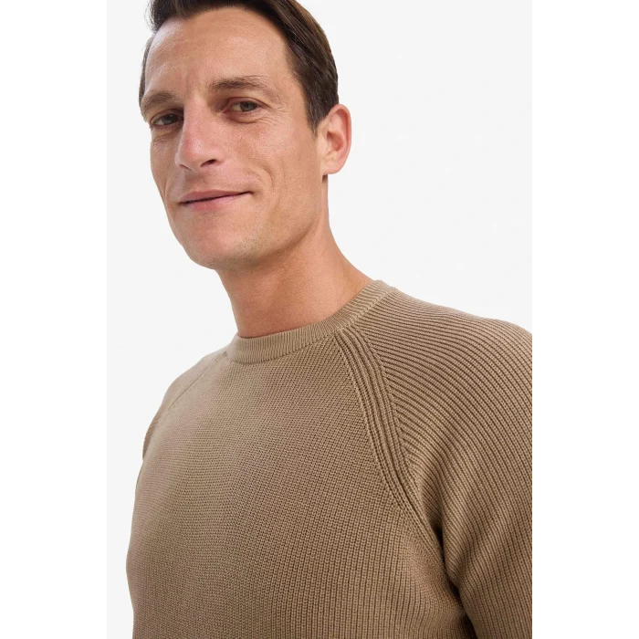 Defacto A8458AXBG684 Bej Standart Fit Bisiklet Yaka Triko Kazak