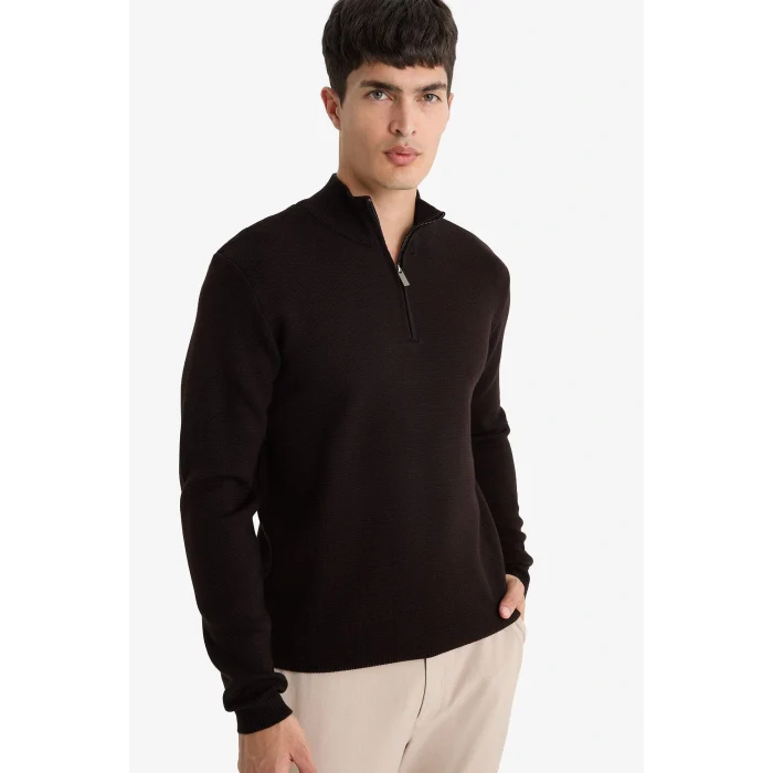 Defacto A5184AXBN497 Kahve Standart Fit Normal Kesim Dik Yaka Yarım Fermuarlı Basic Düz Triko Kazak