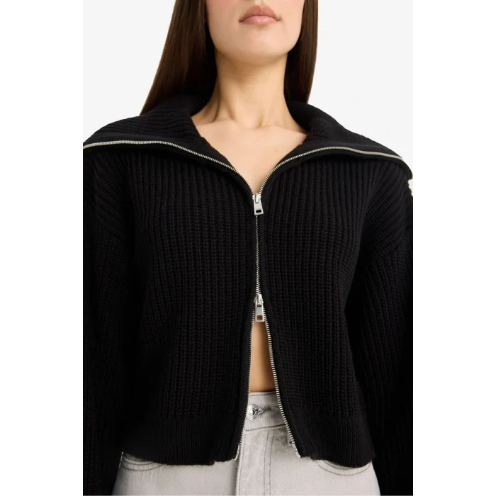 Defacto A3333AXBK27 Siyah Slim Fit Dar Kesim Polo Yaka Fermuarlı Triko Hırka