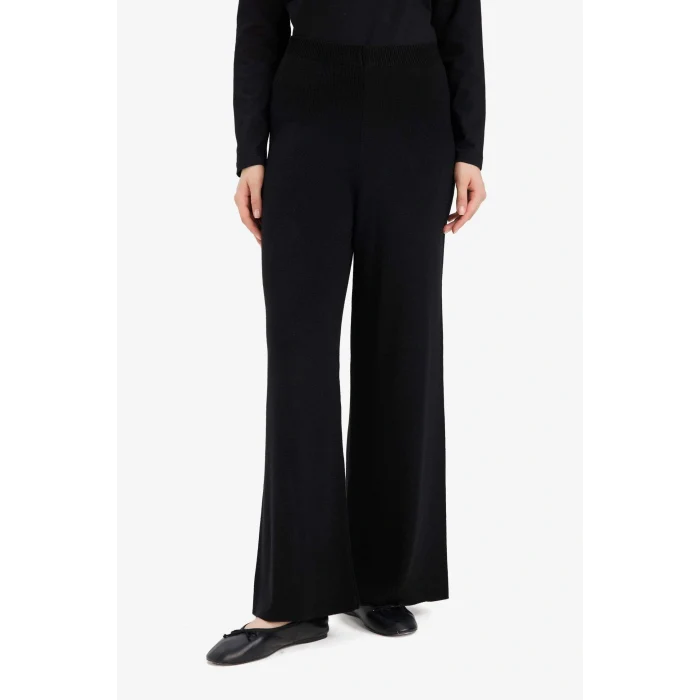 Defacto V0088AZBK27 Siyah Relax Fit Triko Pantolon Basic Düz Beli Lastikli Geniş Paça