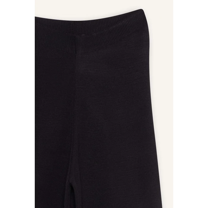 Defacto V0088AZBK27 Siyah Relax Fit Triko Pantolon Basic Düz Beli Lastikli Geniş Paça