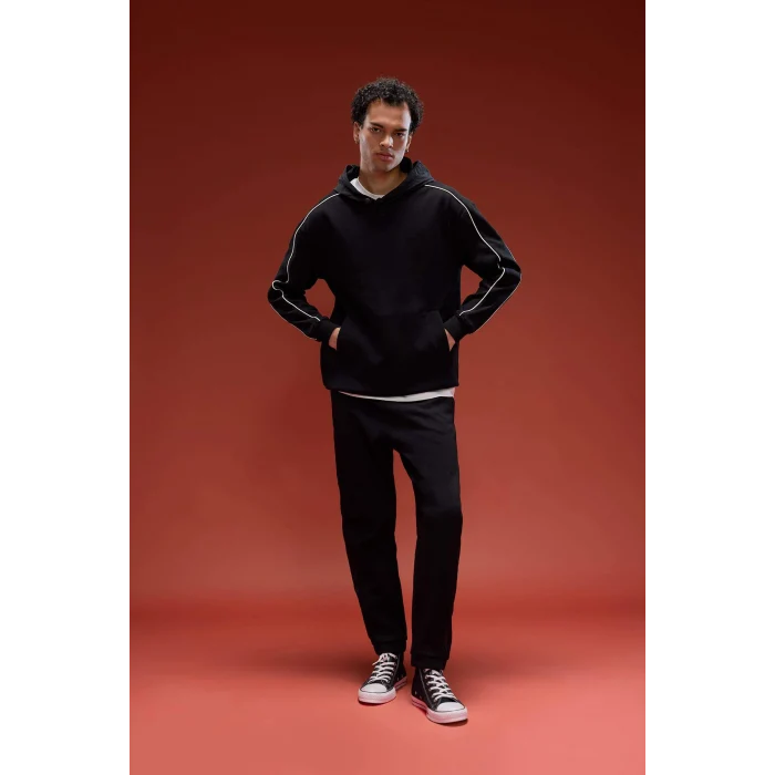 Defacto E9330AXBK81 Siyah Boxy Fit Kapüşonlu Baskılı Sweatshirt