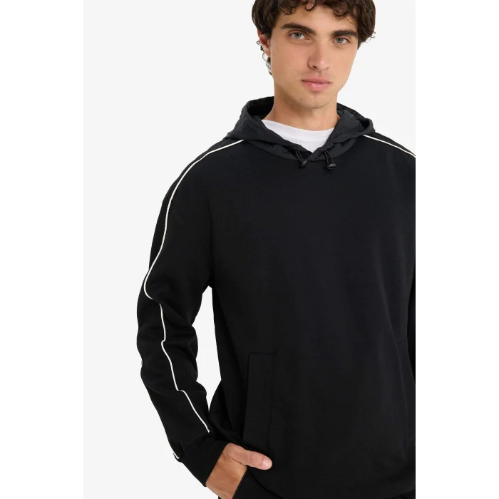 Defacto E9330AXBK81 Siyah Boxy Fit Kapüşonlu Baskılı Sweatshirt