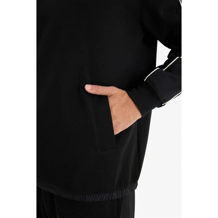 Defacto E9330AXBK81 Siyah Boxy Fit Kapüşonlu Baskılı Sweatshirt