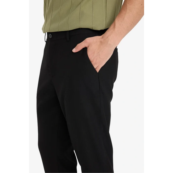 Defacto B8577AXBK27 Siyah Jogger Fit Düz Paça Pantolon