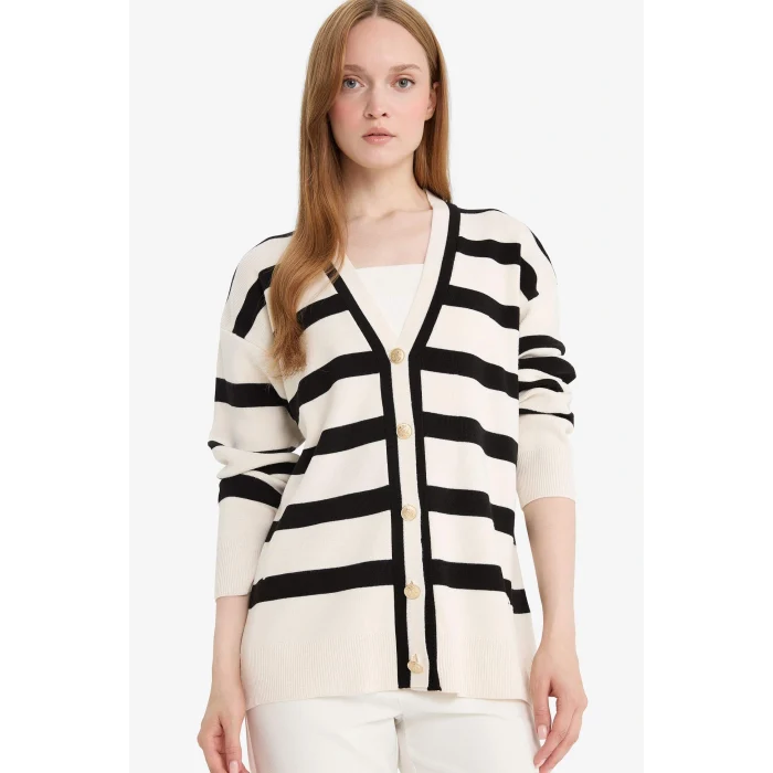 Defacto D2445AXER105 Ekru Regular Fit V Yaka Çizgili Düğmeli Tunik Triko Hırka