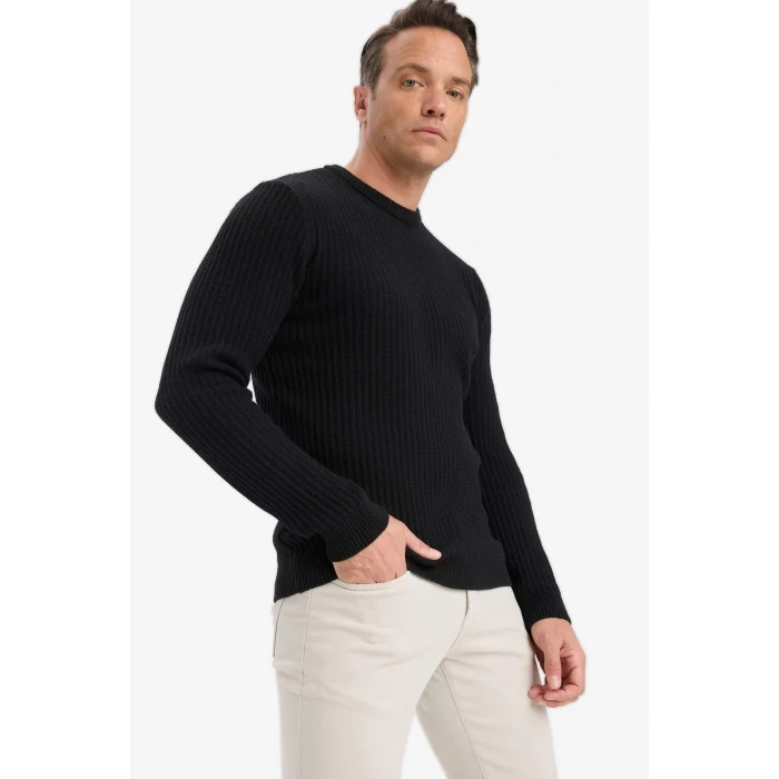 Defacto E0811AXBK27 Siyah Standart Fit Bisiklet Yaka Basic Dokulu Triko Kazak