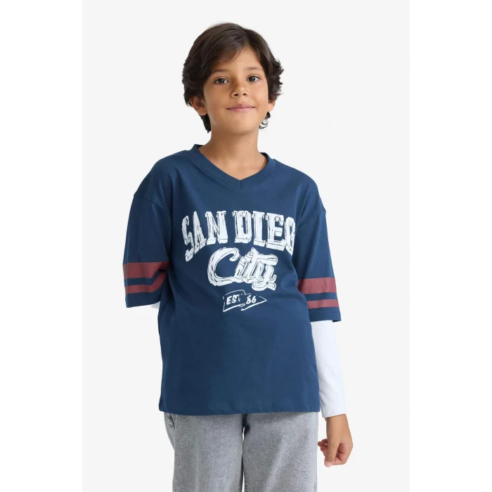 Defacto E9659A8NV218 Lacivert Erkek Çocuk Oversize Geniş Kalıp V Yaka Baskılı Uzun Kollu Tişört