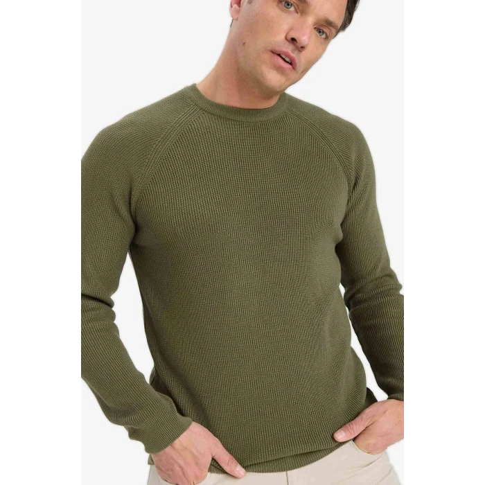 Defacto A8458AXKH381 Haki Standart Fit Bisiklet Yaka Triko Kazak