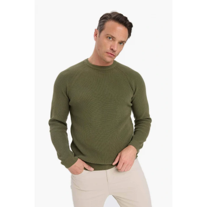 Defacto A8458AXKH381 Haki Standart Fit Bisiklet Yaka Triko Kazak