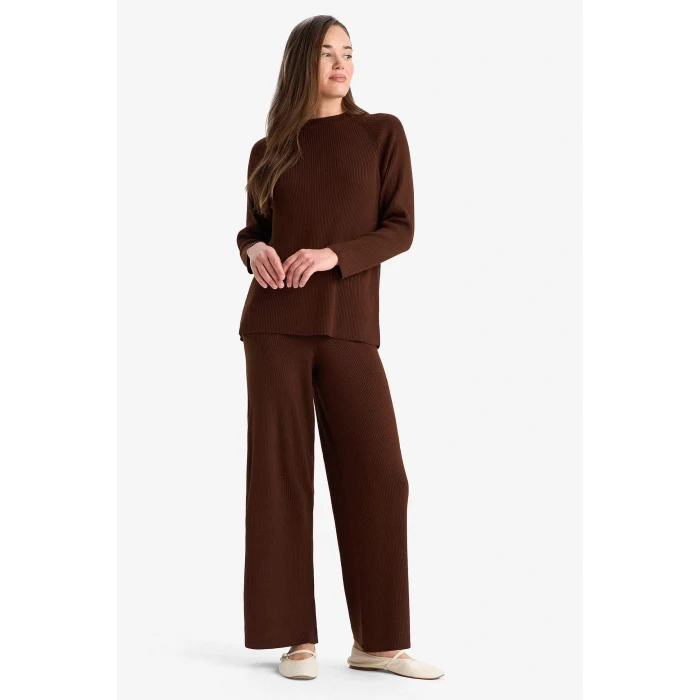 Defacto D6912AXBN227 Kahve Triko Pantolon Regular Fit Basic Düz Beli Lastikli Düz Paça