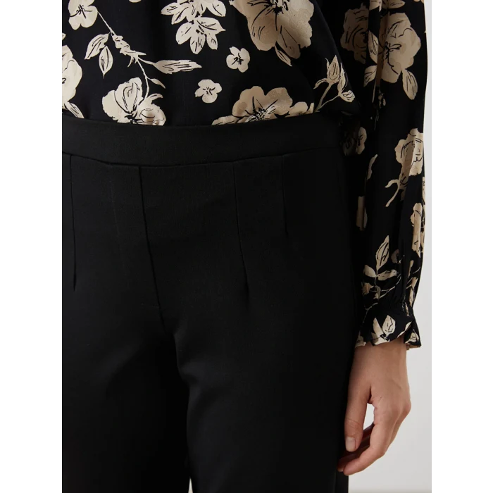 LCW Grace Siyah Beli Lastikli Havuç Kesim Kadın Pantolon