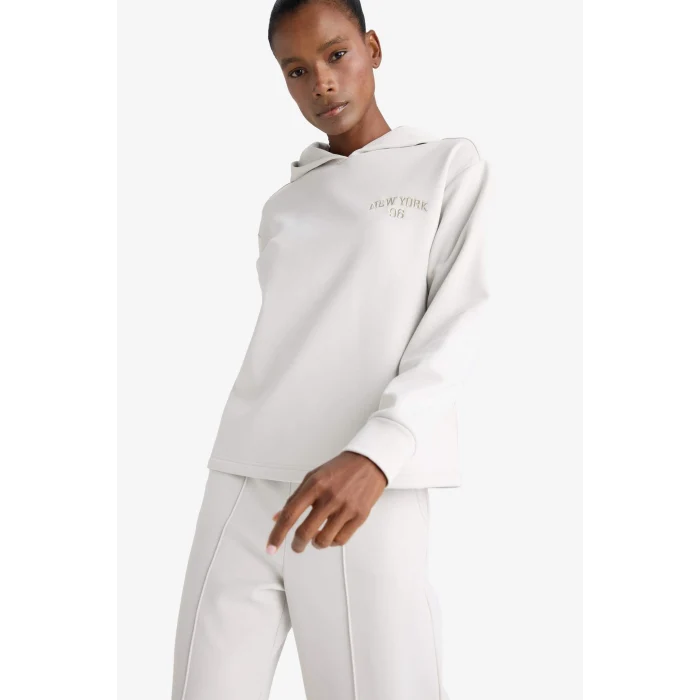 Defacto F1691AXBG721 Bej DeFactoFit Standart Fit Kapüşonlu Baskılı Skuba Dalgıç Kumaş Sporcu Sweatshirt